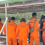 Tim SAR Evakuasi 6 Orang Penumpang Perahu Kehabisan Bahan Bakar