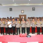 Wakapolda Papua Pimpin Latra Ops Ketupat Cartenz 2025