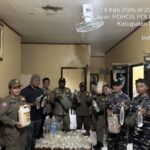 Sweeping Kapal Penumpang, Polisi Sita Ratusan Liter Miras Lokal