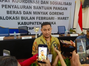 Bulog Timika Salurkan Bantuan Pangan untuk 27 Ribu Warga