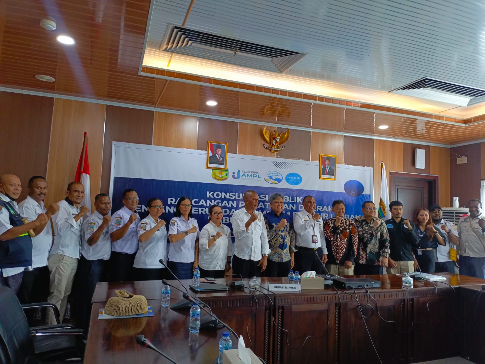 Dinas PUPR Mimika Gelar Konsultasi Publik Rancangan Perda Air Minum dan Air Limbah