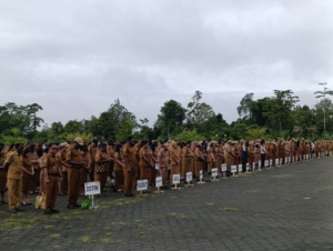 Pj Sekda Mimika Minta Empat Distrik Bersihkan Rumput Liar dan Sampah Jelang Forum Papua