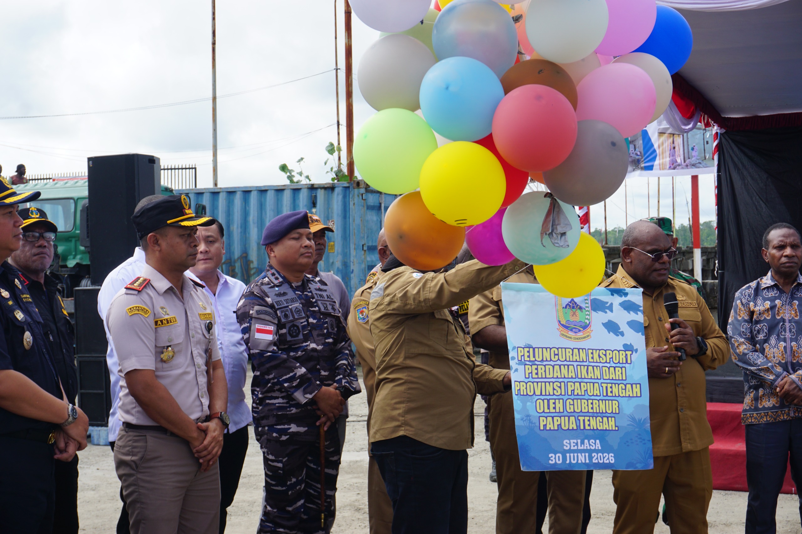 Karantina Papua Tengah Lepas Ekspor Perdana 42 Ton Bawal Hitam ke Malaysia Senilai Rp756 Juta