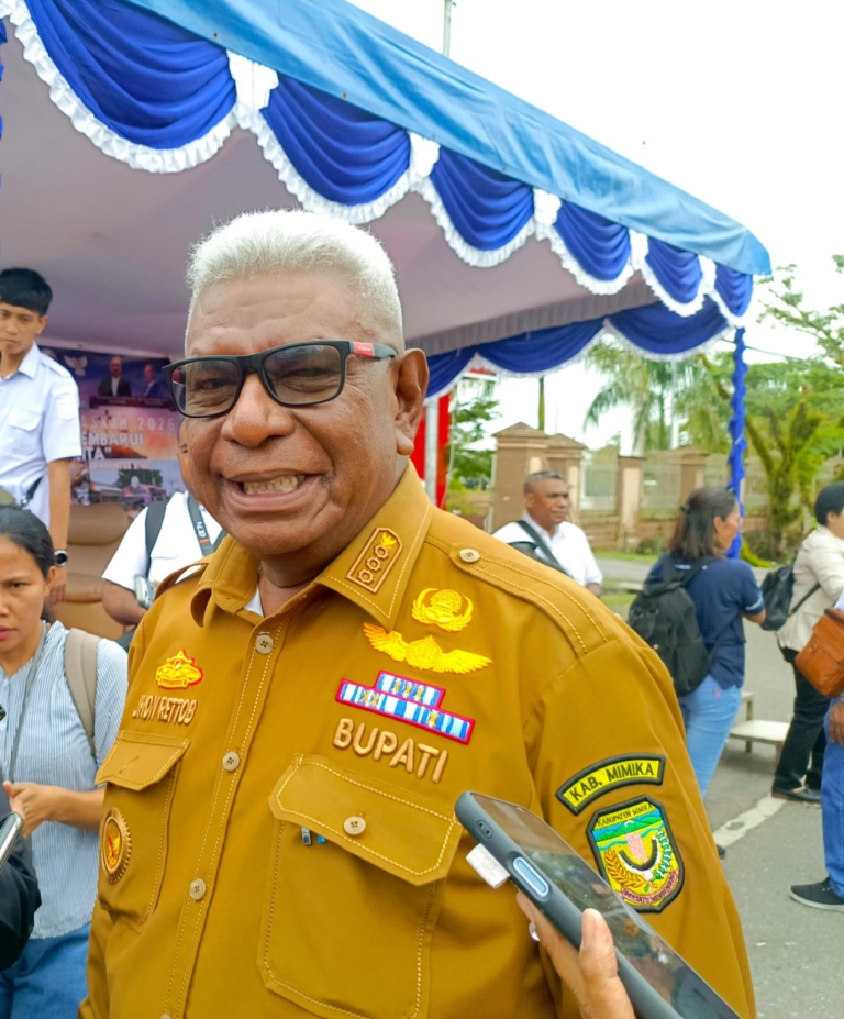 Bupati Mimika: Pembangunan Tak Lambat, Banyak Program Berjalan di Kampung