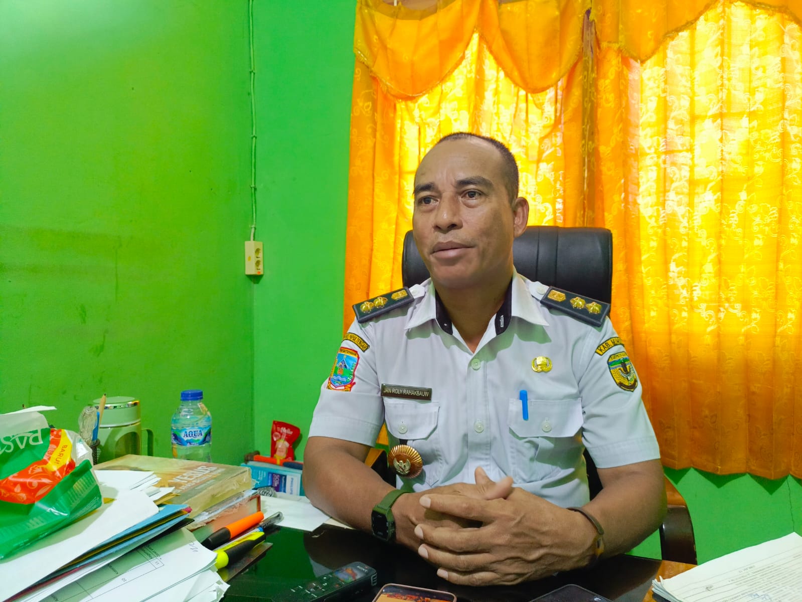 Penyaluran Bantuan Pangan di Kelurahan Wonosari Jaya: 866 Karung Beras untuk 433 KK 1 Penyaluran Bantuan Pangan di Kelurahan Wonosari Jaya: 866 Karung Beras untuk 433 KK