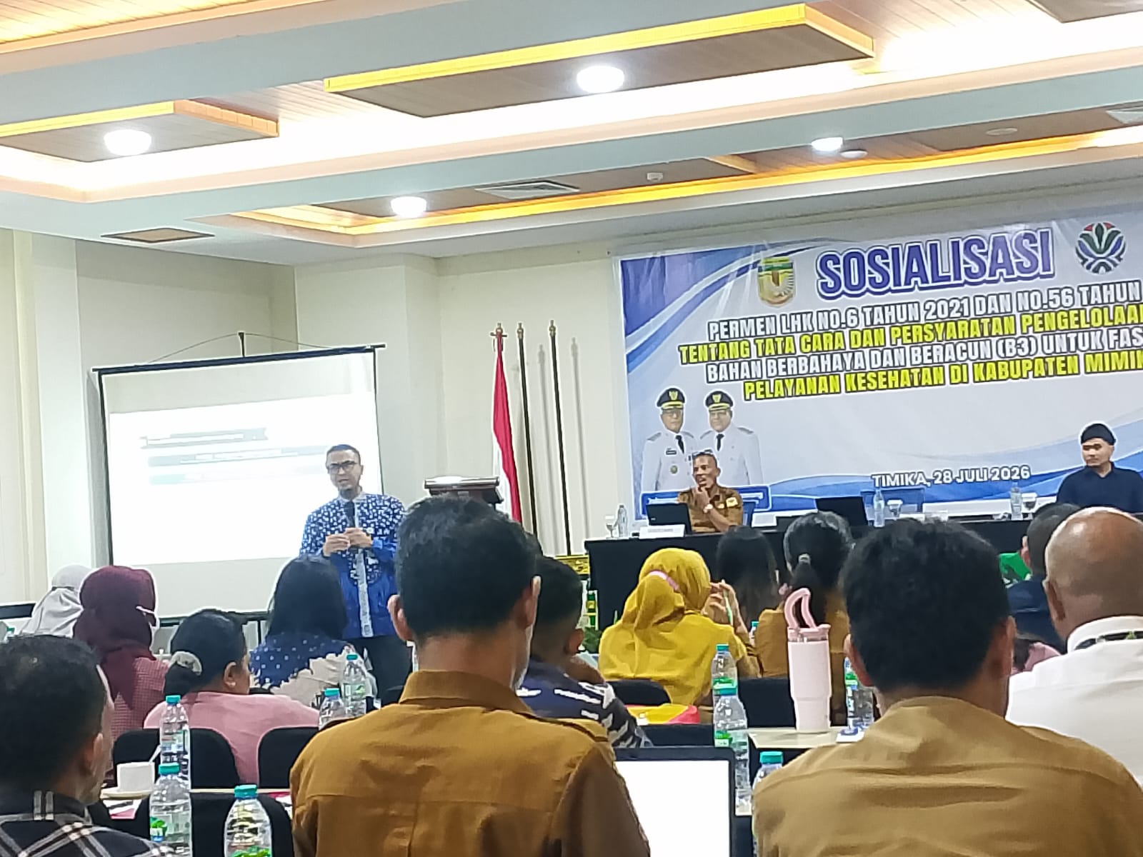 DLH Mimika Gelar Sosialisasi Pengelolaan Limbah B3 di Fasilitas Kesehatan