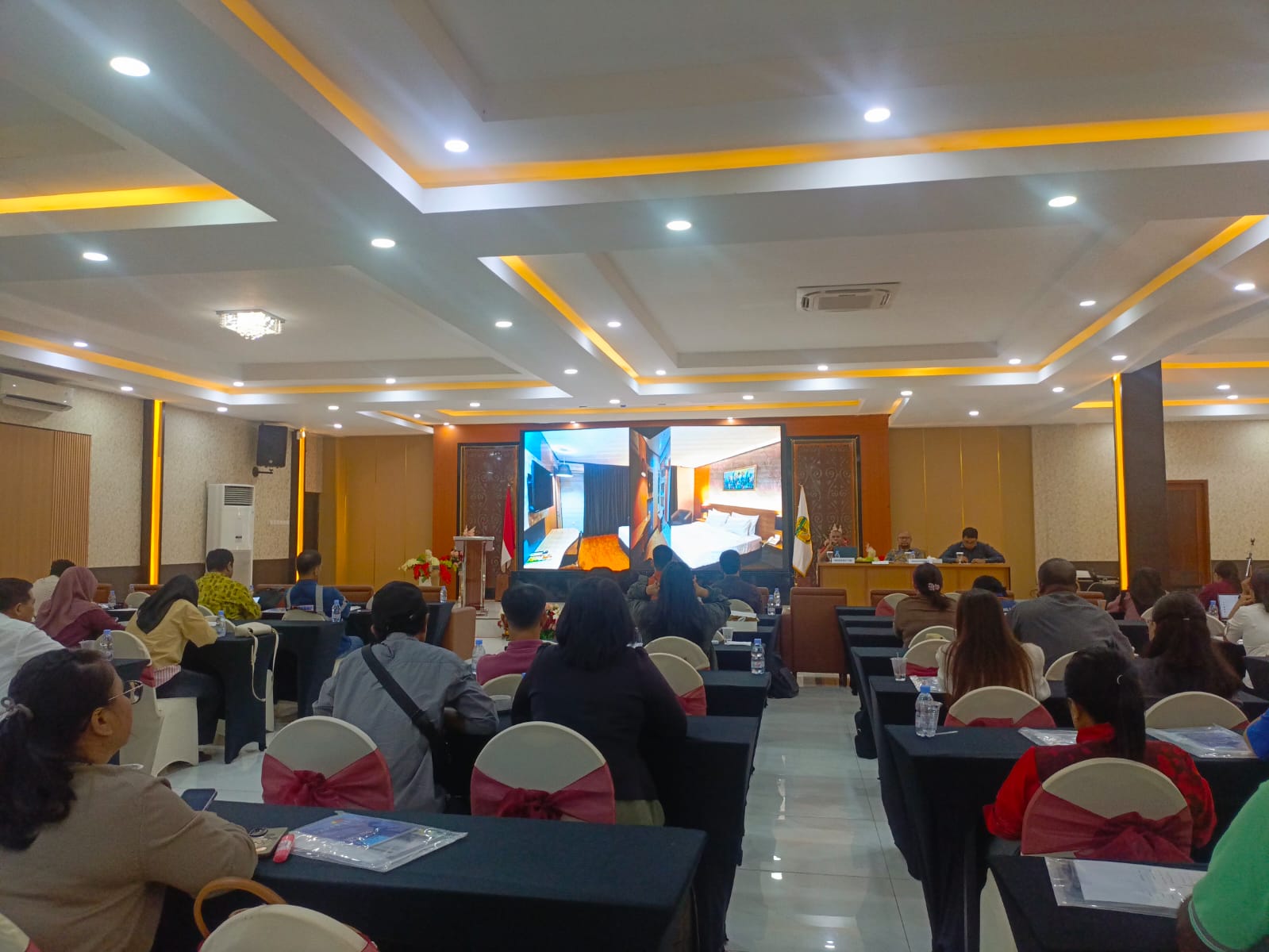 Pemerintah Kabupaten Mimika Gelar Bimtek Perizinan Berbasis Risiko untuk Dorong Iklim Investasi 3 IMG 20260813 WA0028
