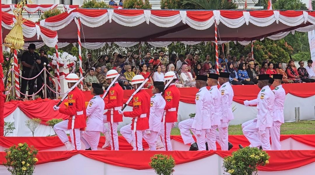 Bupati Johannes Rettob Pimpin Upacara HUT ke-81 RI di Puspem SP3 Mimika