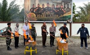 Pemusnahan Barang Bukti 19 Perkara di Kejari Mimika, Termasuk Sabu dan Ribuan Obat Terlarang