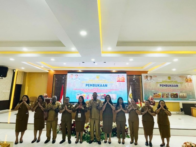 Pemkab Mimika Perkuat Pelestarian Seni Budaya melalui Peningkatan Kapasitas Guru Seni