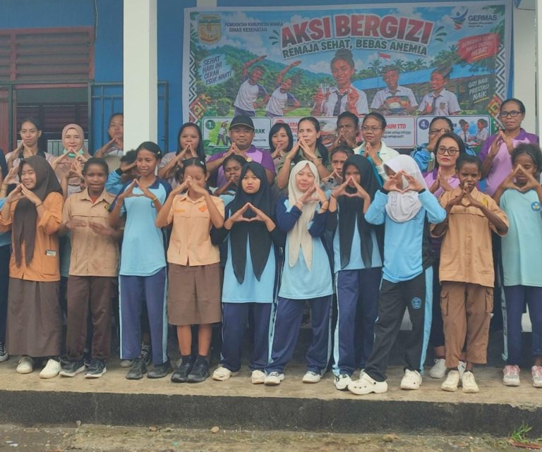Dinkes Mimika Perkuat Pencegahan Anemia Remaja Putri melalui Aksi Bergizi di SMP Negeri 6 Timika