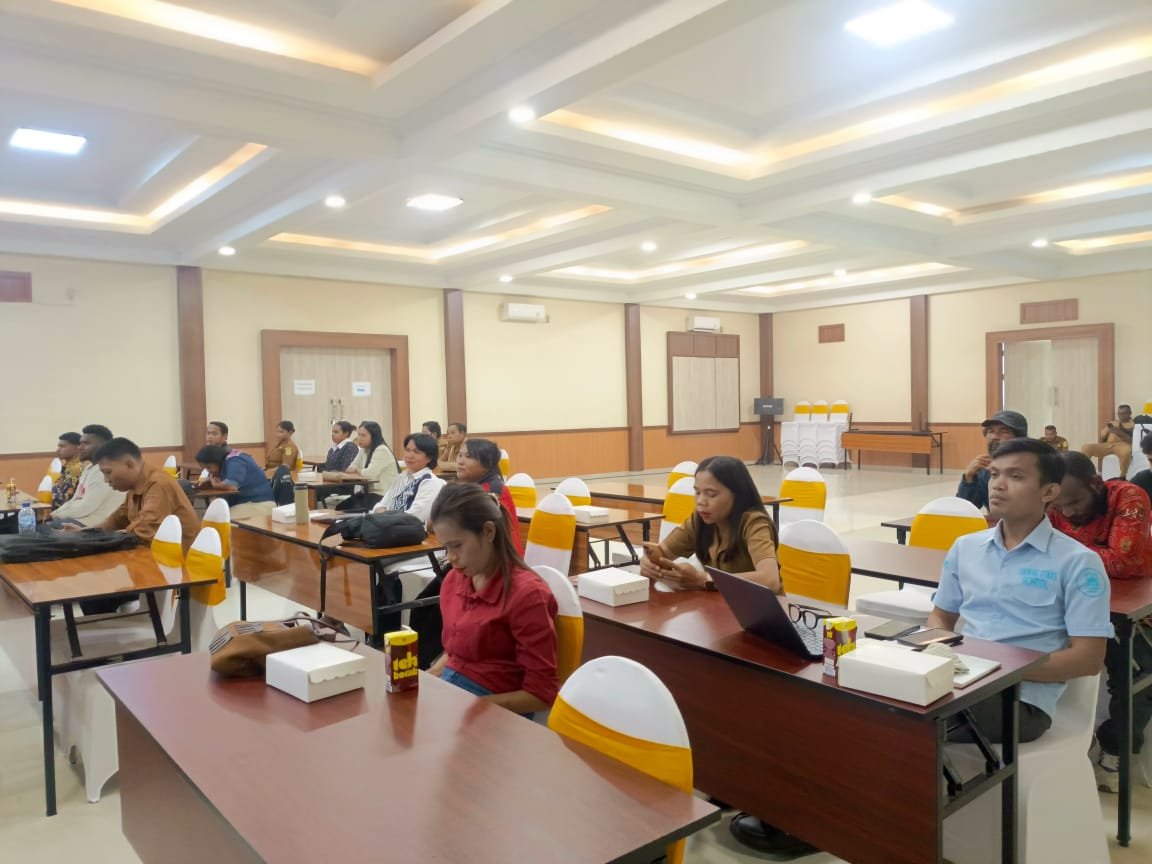 Galeri Foto : Dispora Mimika Gelar Pelatihan Pustakawan Muda 2026, Dorong lPemuda Jadi Penggerak Literasi 8 IMG 20260930 WA0005