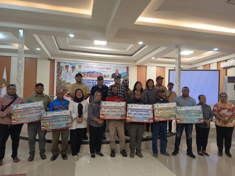 DPMK Kabupaten Mimika Tutup Rangkaian Kegiatan Pembinaan BUM Kampung dan Kerja Sama Antar Kampung