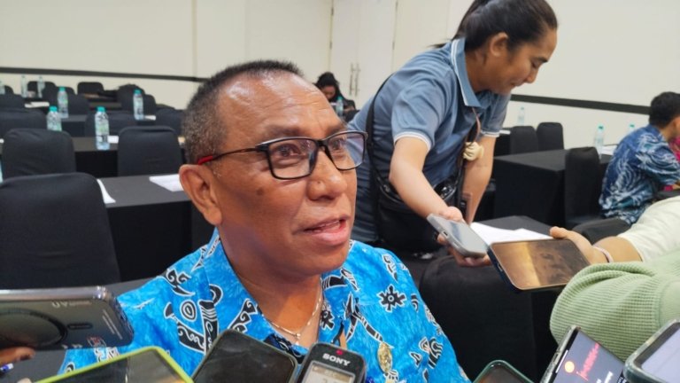 PUPR Mimika Mulai Rekonstruksi Jalan Hasanuddin, Fokus Perbaikan Fondasi Jalan