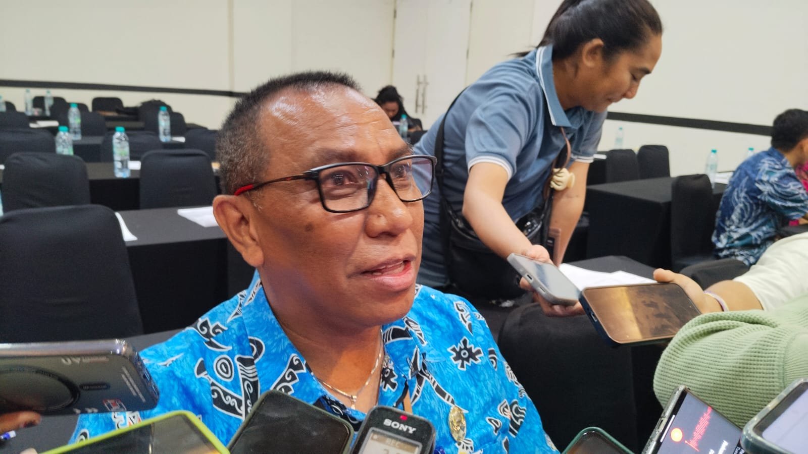 PUPR Mimika Mulai Rekonstruksi Jalan Hasanuddin, Fokus Perbaikan Fondasi Jalan 1 PUPR Mimika Mulai Rekonstruksi Jalan Hasanuddin, Fokus Perbaikan Fondasi Jalan