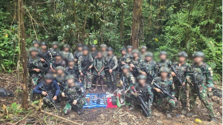 Koops TNI Habema Rebut Kembali Dua Senjata Organik Yonif 9 Marinir dari Kelompok Manfred Fatem